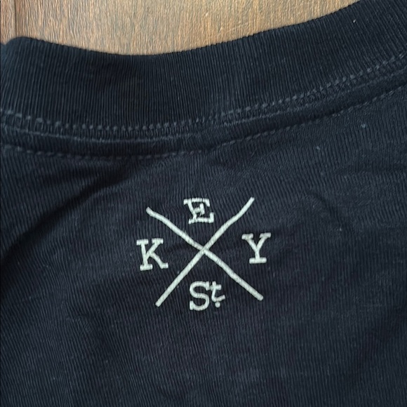 Key Street Navy Graphic Tee, Size Large, New Without Tags - Picture 8 of 8